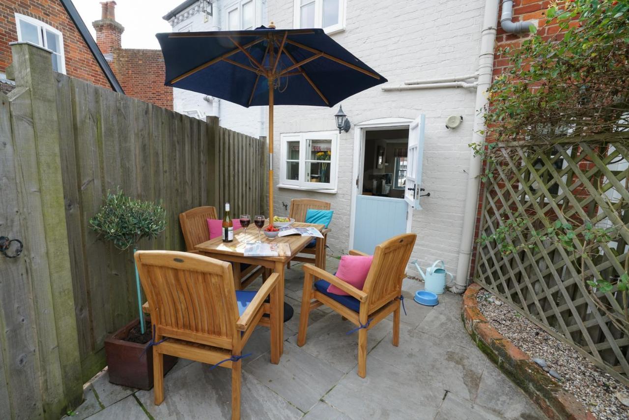 Smugglers Rest, Aldeburgh Villa Luaran gambar